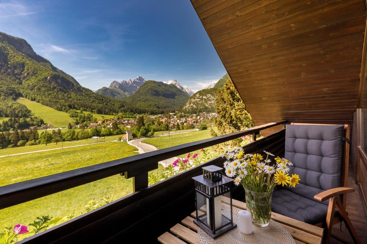 Roz'Ca Apartments With Mountain View Mojstrana Esterno foto